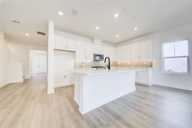 9116 WALCOTT LANE, Sarasota, FL 34240