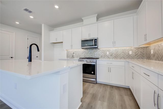 9116 WALCOTT LANE, Sarasota, FL 34240