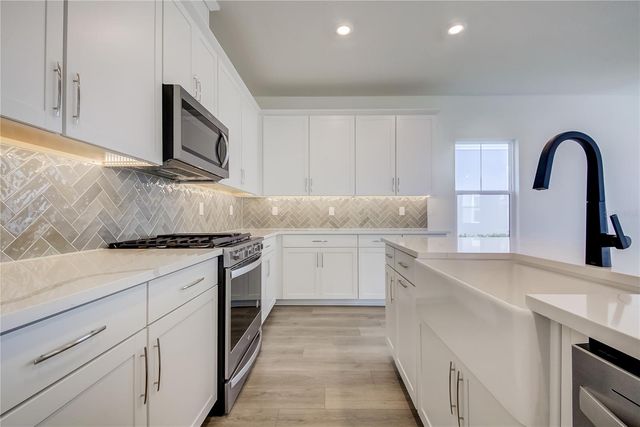 9116 WALCOTT LANE, Sarasota, FL 34240