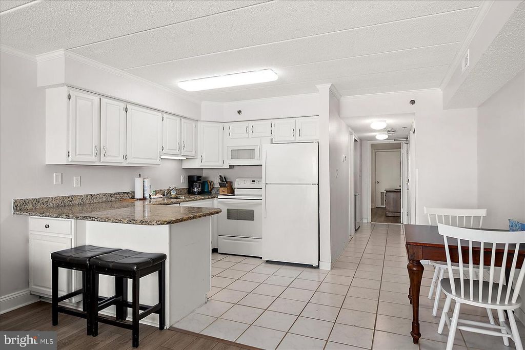 Image 15 of property listing at 10002 COASTAL HWY #307, Ocean City, MD 21842