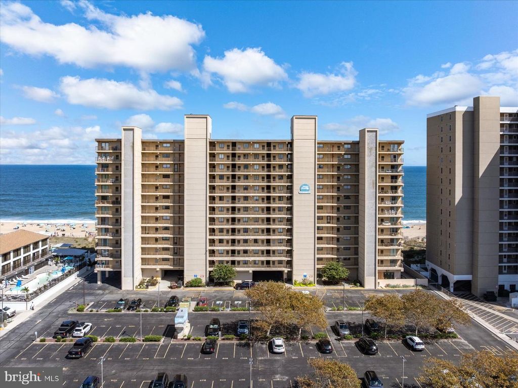 Image 2 of property listing at 10002 COASTAL HWY #307, Ocean City, MD 21842