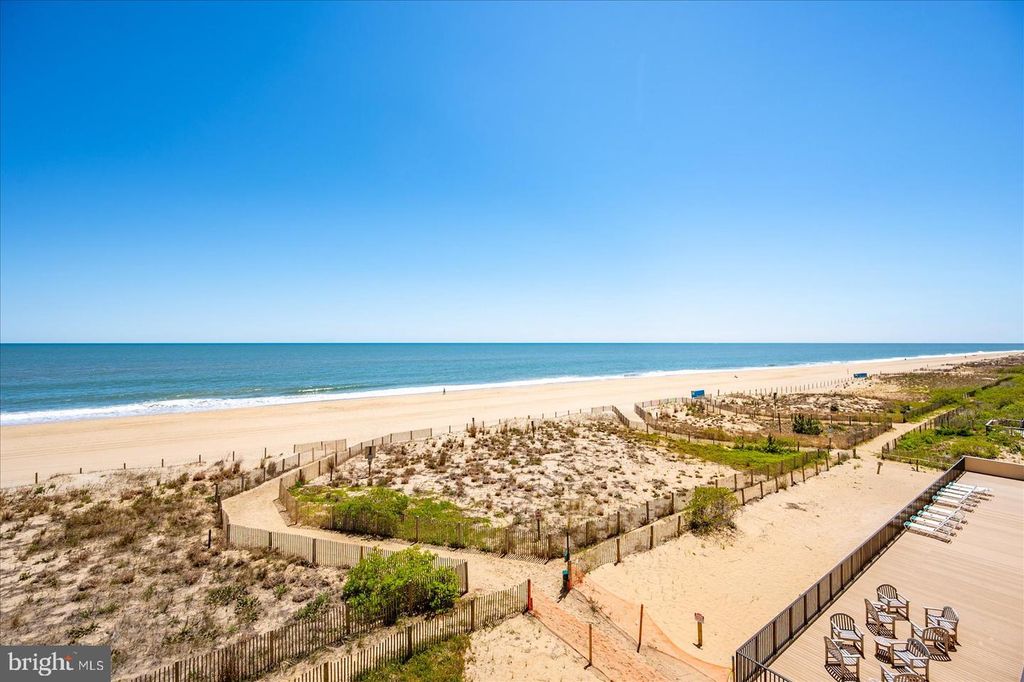 Image 28 of property listing at 10002 COASTAL HWY #307, Ocean City, MD 21842