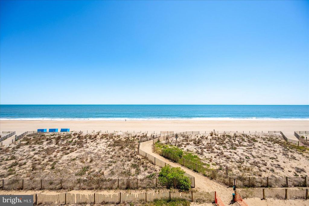 Image 33 of property listing at 10002 COASTAL HWY #307, Ocean City, MD 21842