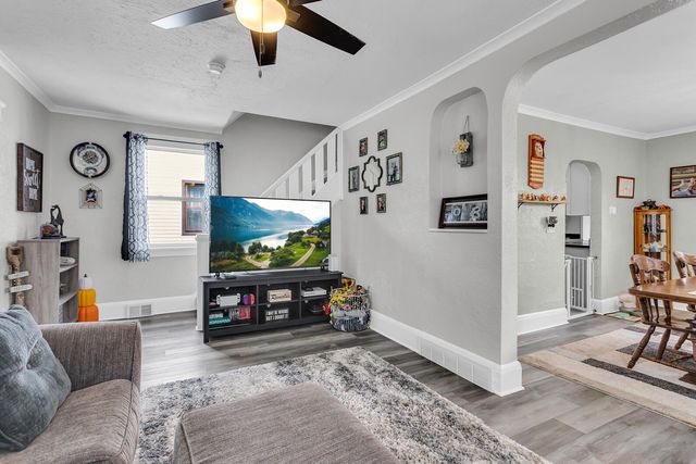 503 N Pleasant Street, Jackson City, MI 49202