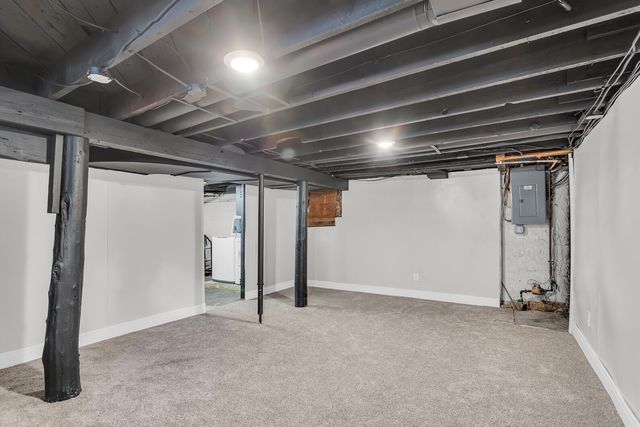 503 N Pleasant Street, Jackson City, MI 49202