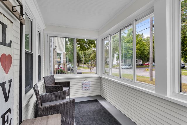 503 N Pleasant Street, Jackson City, MI 49202