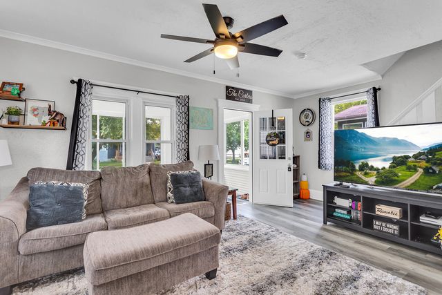 503 N Pleasant Street, Jackson City, MI 49202