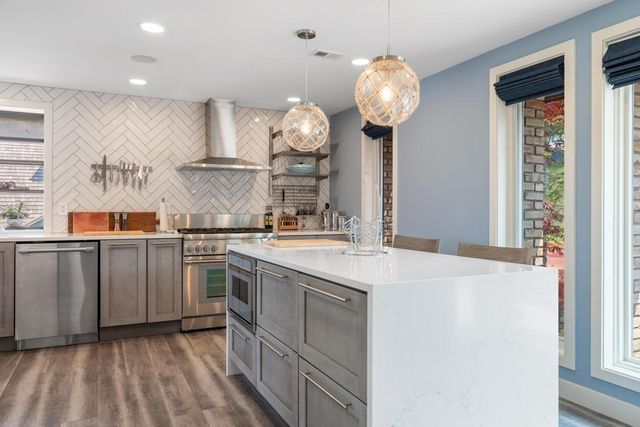 111B Belvedere Avenue, Charlevoix Twp, MI 49720