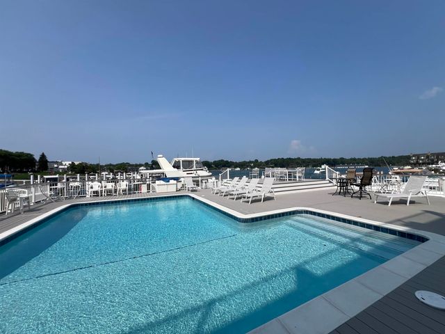 111B Belvedere Avenue, Charlevoix Twp, MI 49720