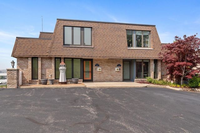 111B Belvedere Avenue, Charlevoix Twp, MI 49720