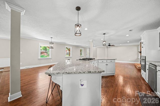 570 Crestside Drive SE, Concord, NC 28025