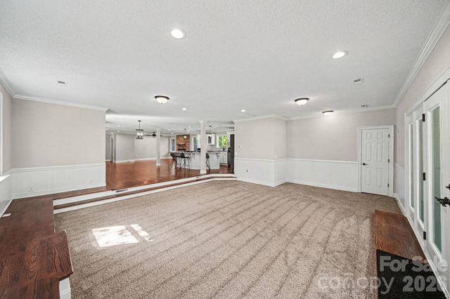 570 Crestside Drive SE, Concord, NC 28025