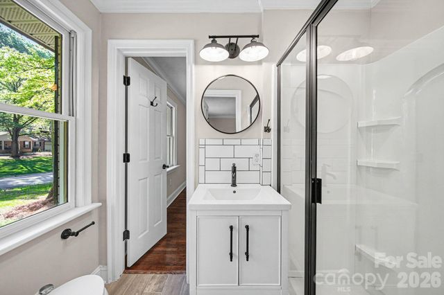 570 Crestside Drive SE, Concord, NC 28025