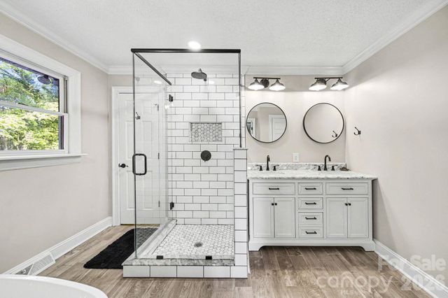 570 Crestside Drive SE, Concord, NC 28025