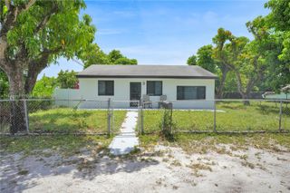 10424 NW 33rd Ave 0, Miami, FL 33147