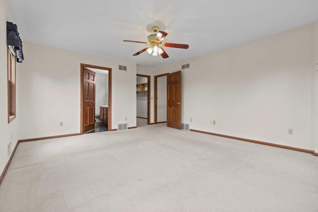 W7378 TRILLIUM COURT, Greenville, WI 54942