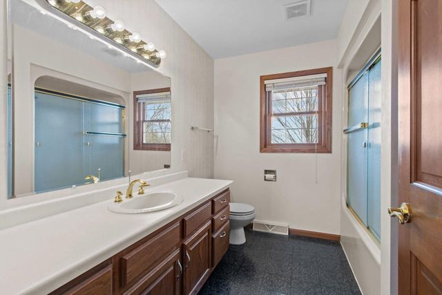 W7378 TRILLIUM COURT, Greenville, WI 54942
