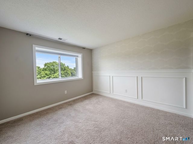 802 Summer Hill Drive 802, South Windsor, CT 06074