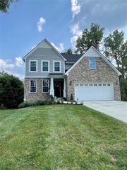 2270 Briar Ridge, Wolverine Lake, MI 48390