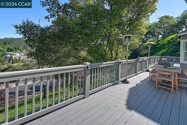 6415 Horsemans Canyon Dr, Walnut Creek, CA 94595