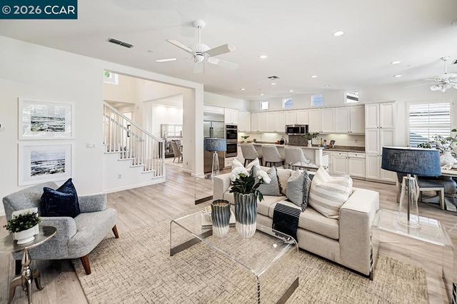 6415 Horsemans Canyon Dr, Walnut Creek, CA 94595