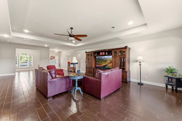 1320 Oregon Street, La Porte, TX 77571