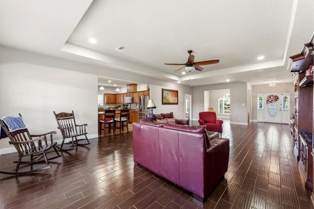 1320 Oregon Street, La Porte, TX 77571