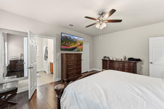 1320 Oregon Street, La Porte, TX 77571