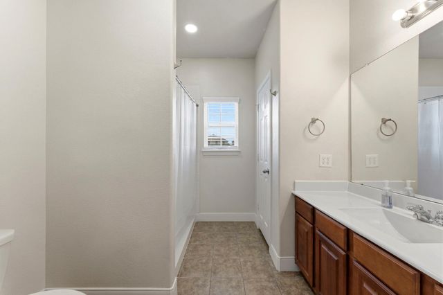 1320 Oregon Street, La Porte, TX 77571