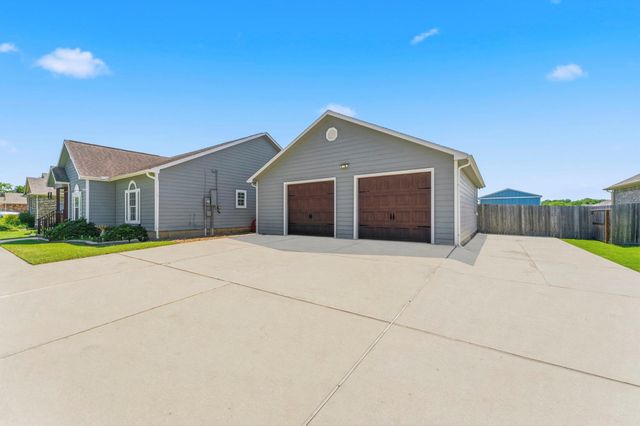 1320 Oregon Street, La Porte, TX 77571