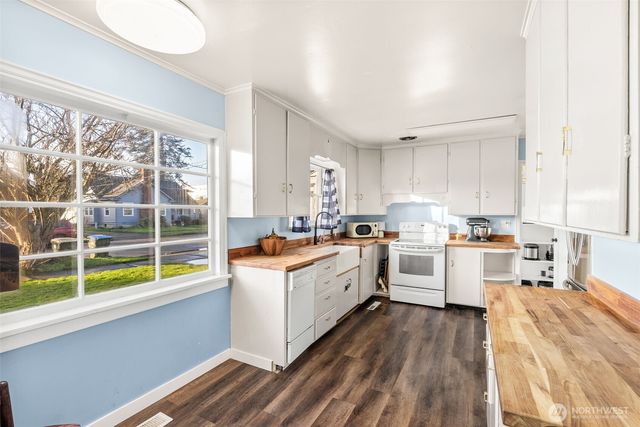 414 S Rock Street, Centralia, WA 98531