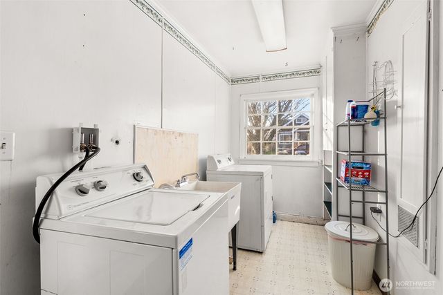 414 S Rock Street, Centralia, WA 98531