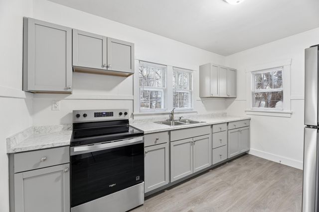 177 Hastings Avenue, Benton Harbor, MI 49022