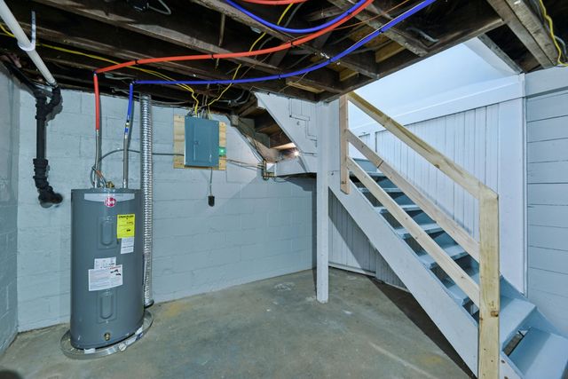 177 Hastings Avenue, Benton Harbor, MI 49022