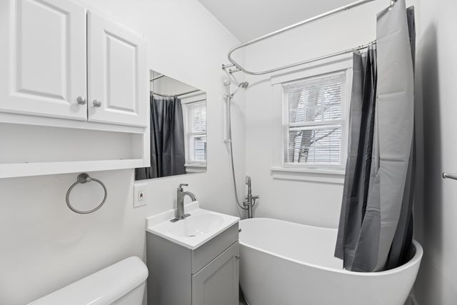 177 Hastings Avenue, Benton Harbor, MI 49022