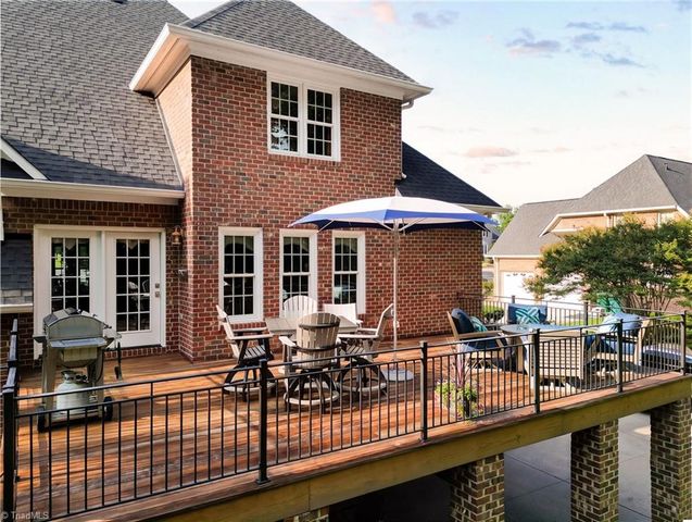 1860 Dunmore Lane, Clemmons, NC 27012