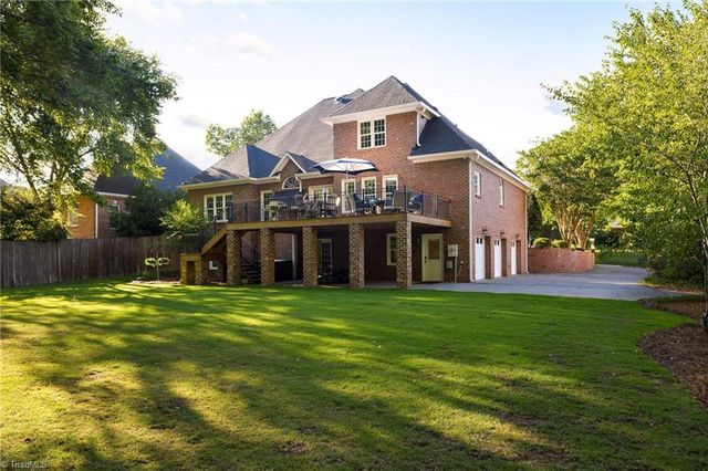 1860 Dunmore Lane, Clemmons, NC 27012