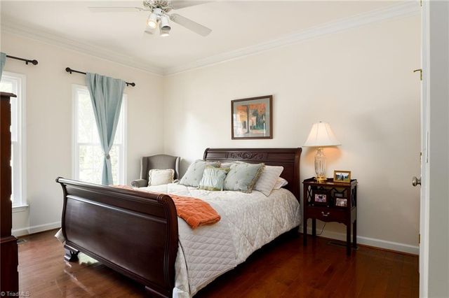 1860 Dunmore Lane, Clemmons, NC 27012