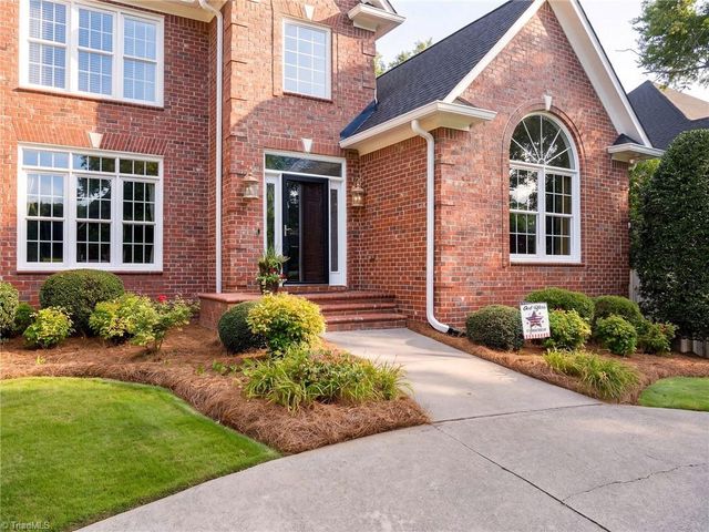 1860 Dunmore Lane, Clemmons, NC 27012
