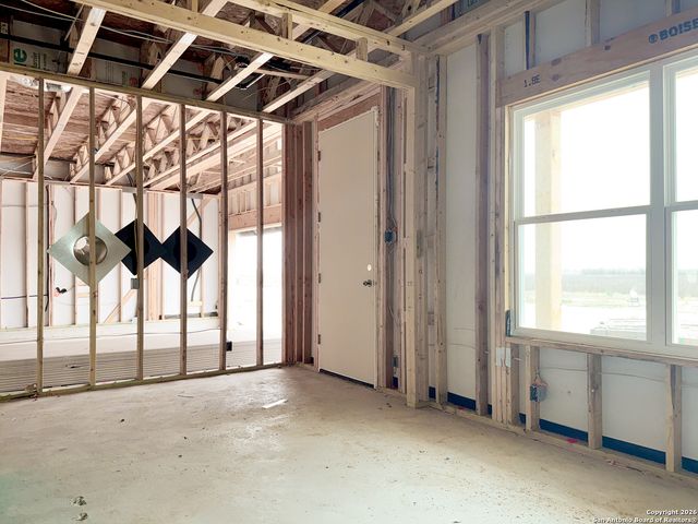 129 Yale St, Seguin, TX 78155