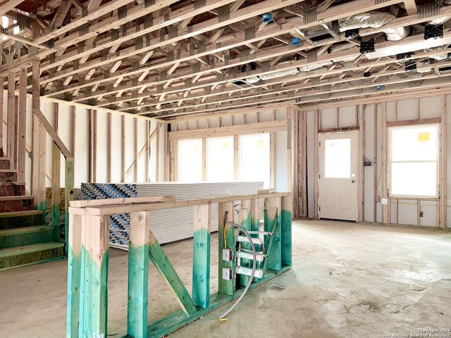 129 Yale St, Seguin, TX 78155