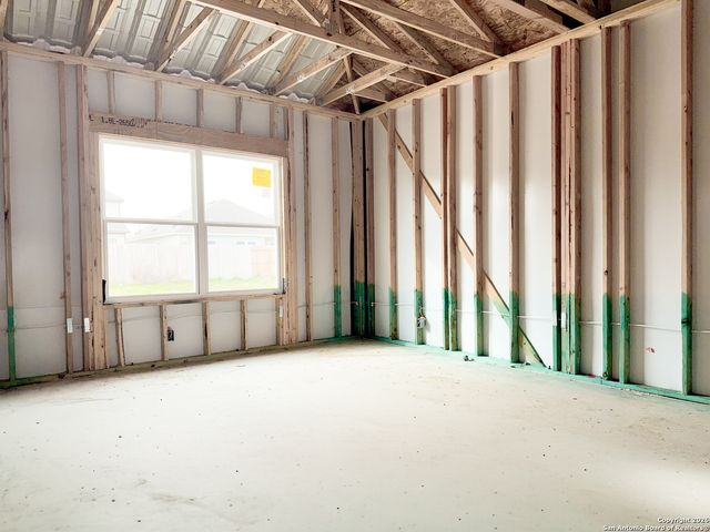 129 Yale St, Seguin, TX 78155