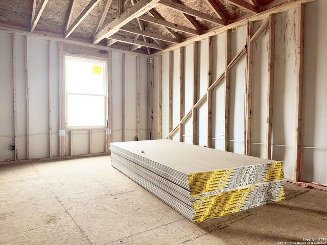 129 Yale St, Seguin, TX 78155