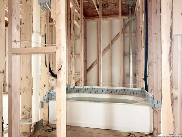 129 Yale St, Seguin, TX 78155