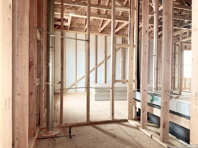 129 Yale St, Seguin, TX 78155