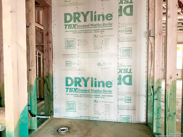 129 Yale St, Seguin, TX 78155