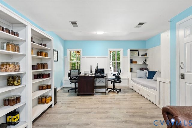 8500 Brechin Ln, Chesterfield, VA 23838