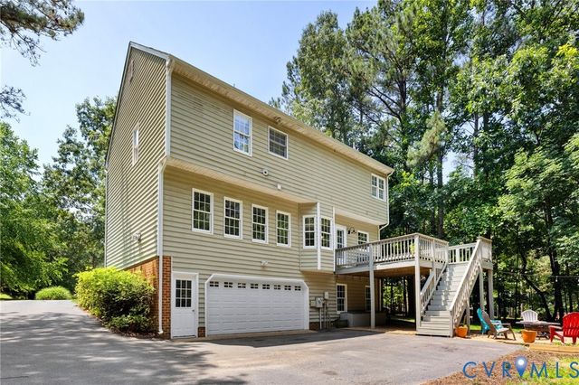8500 Brechin Ln, Chesterfield, VA 23838