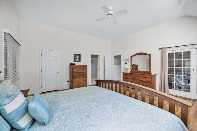 103 Sandcastle Dr, Falmouth, MA 02536