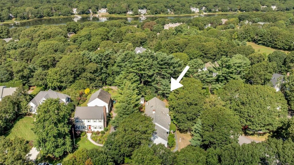 103 Sandcastle Dr, Falmouth, MA 02536
